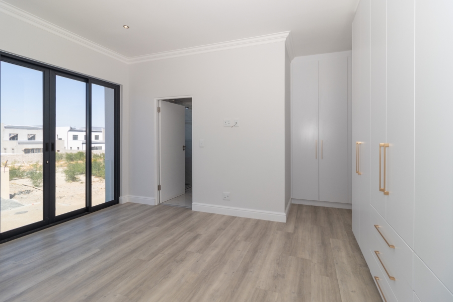 4 Bedroom Property for Sale in Sandown Western Cape